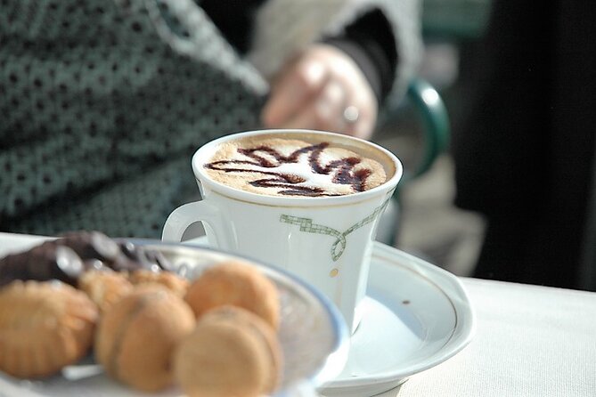 A Sweet Stroll Through Venice: Pastries, Chocolate, and Gelato - Gelateria Gallonetto and why pistachio matters in Venice