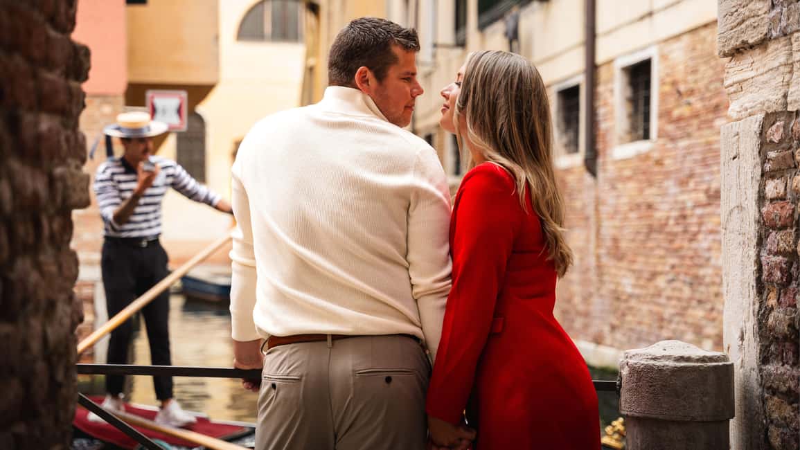 A Unique Photoshoot in Venice - What you’ll feel during the shoot (and what people praise most)