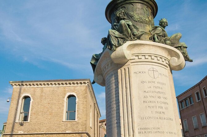A Venetian Evening: Wine Tasting and Cicchetti with a Local Guide - Key things that make this tour a smart Venice evening
