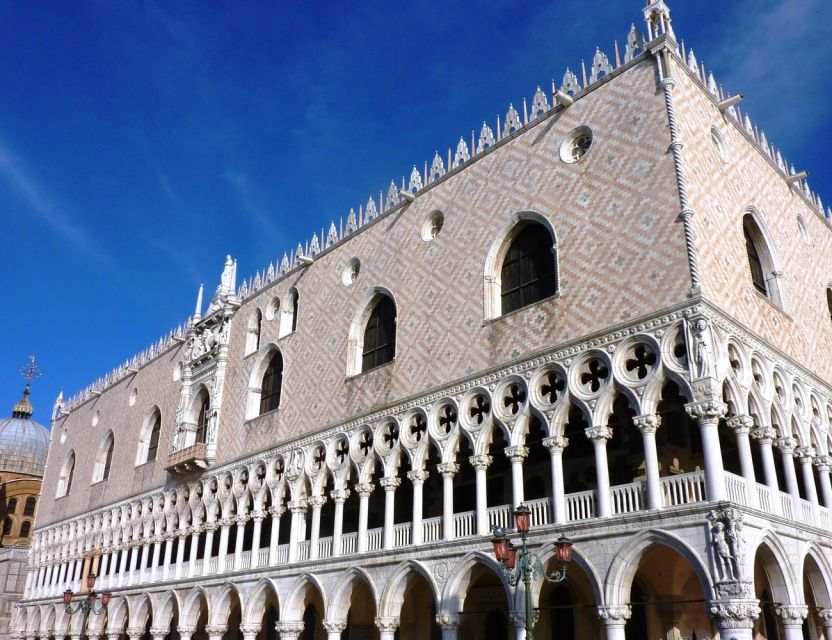 All-Inclusive Tour: Doge Palace, St Mark's Basilica & Square - Group logistics: heat, microphones, and the “don’t bring a backpack” rule