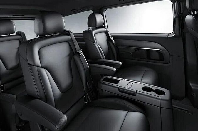 Arrival by Private Luxury Van Venice Airport VCE to Piazzale Roma - Price and Value: When $68.63 Per Person Makes Sense
