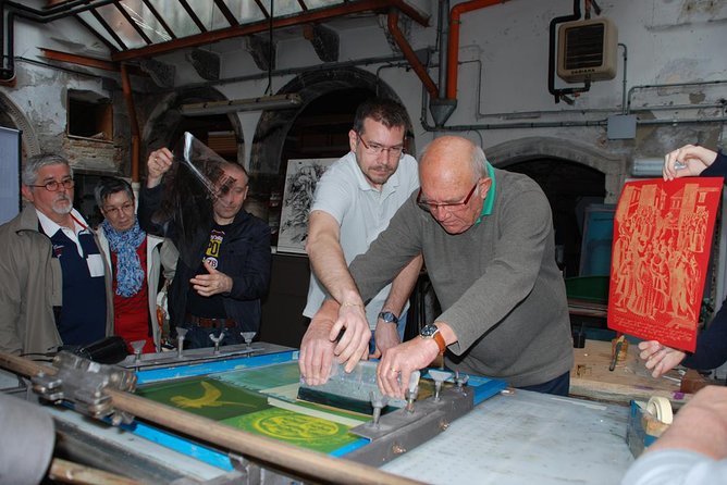 Basic Artistic Screen Printing Course - Hands-on making: your 3-color print in a Venetian palace scene