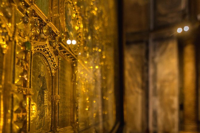 Basilica, Doge's Palace, History Gallery & Bell Tower Option - Down through the old prisons and the Bridge of Sighs