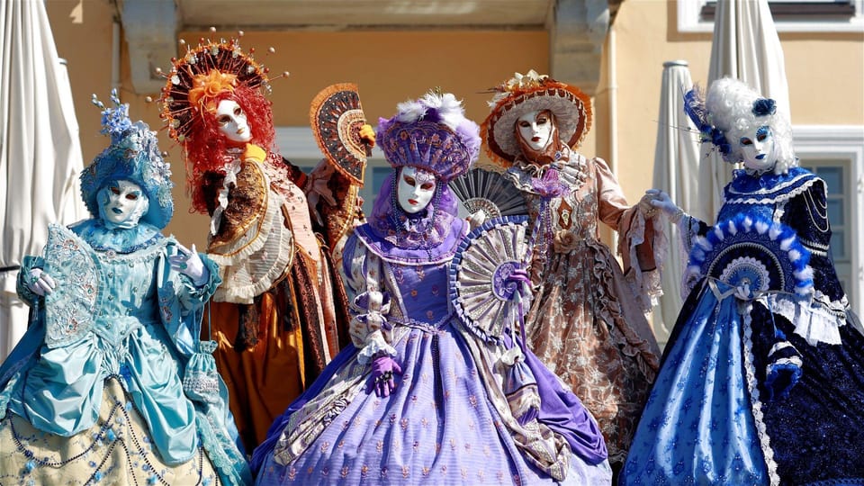 Best of Venice: Private Walking Tour with a Local - Guide quality matters: some names shine, punctuality is a must