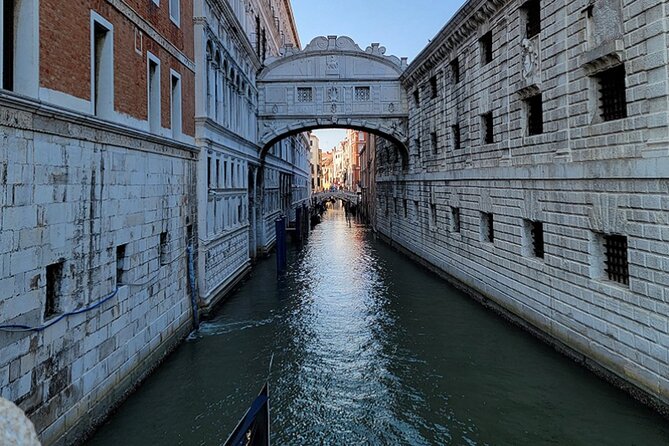 Best Of Venice: Saint Mark's Basilica, Doges Palace with Guide and Gondola Ride - Who this tour suits best (and who might want a different plan)