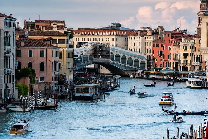 Best Venice Personalized Private Walking Tour with Official Guide - Ponte di Rialto: the oldest Grand Canal bridge, with story
