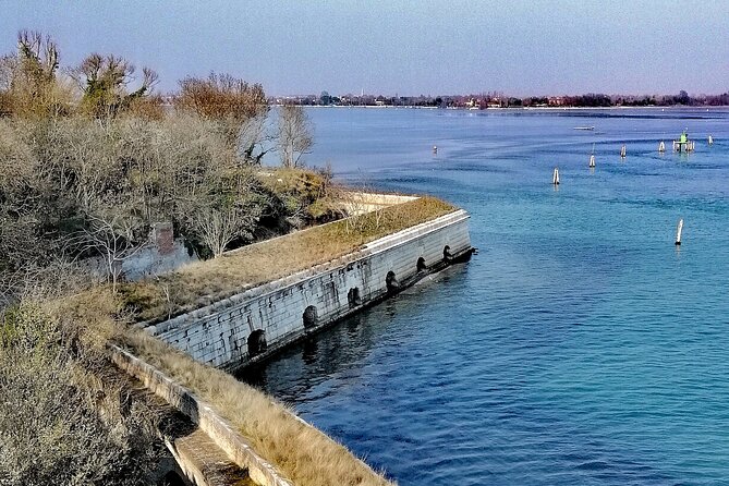 Burano Kayak Eco-Tour Through the Venetian Lagoon - Sant’Andrea Island: the fortress you can only reach by kayak