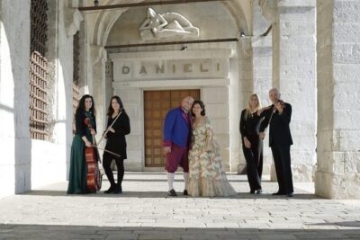 Casanova Opera Concert in San Marco Square - What the concert is like: singers, piano, and recognizable opera