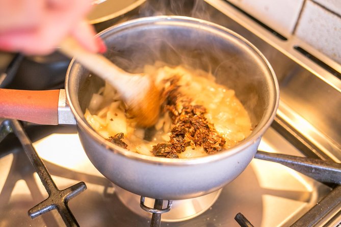 Cesarine: Home Cooking Class and Meal with a Local in Venice - The Pasta Lesson: Bigoli, Risi e bisi, or Gnocchi