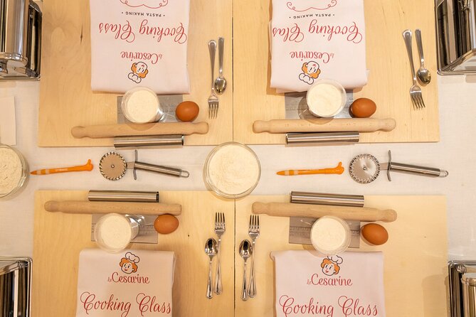 Cesarine: Small Group Pizza and Tiramisu Class in Venice - Inside a Venetian home: what to expect from the setting
