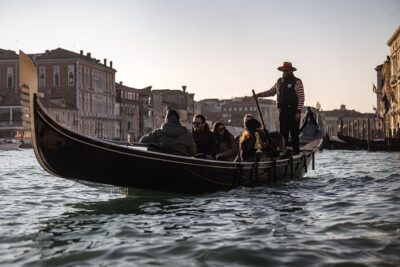 Charming Gondola Ride on the Grand Canal & Gondola Gallery™ - Canal Grande Landmarks: How the Route Teaches You to Look