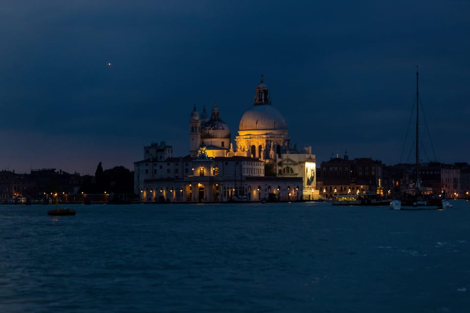 Chioggia-Venice: Day&Night Boat Transfer Round-Trip or 1-Way - Should you book this Chioggia–Venice transfer?