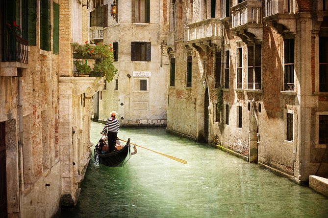 Classic 30-Minute Gondola Ride in Venice - Price and value: when $46.96 feels like a bargain (and when it doesn’t)