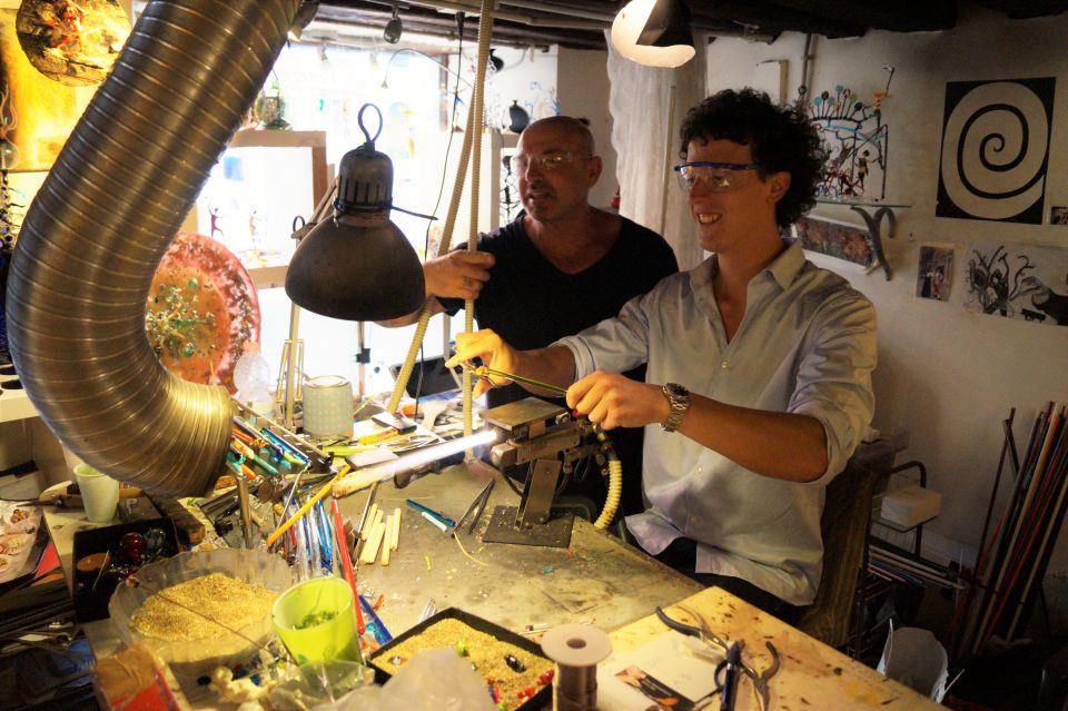 Create Your Glass Artwork: Private Lesson With Local Artisan - What you make in 75 minutes (and take home)