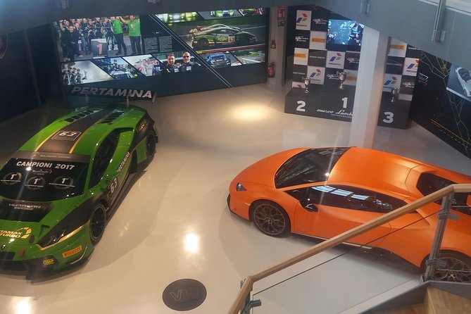 Create your Lamborghini and Ferrari day from Venice - Venice to Motor Valley: the morning transfer and timing that matters