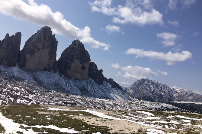 Discover the Dolomites, Cortina and Lake Braies from Venice - Lake Misurina: the quick photo stop that ties the day together