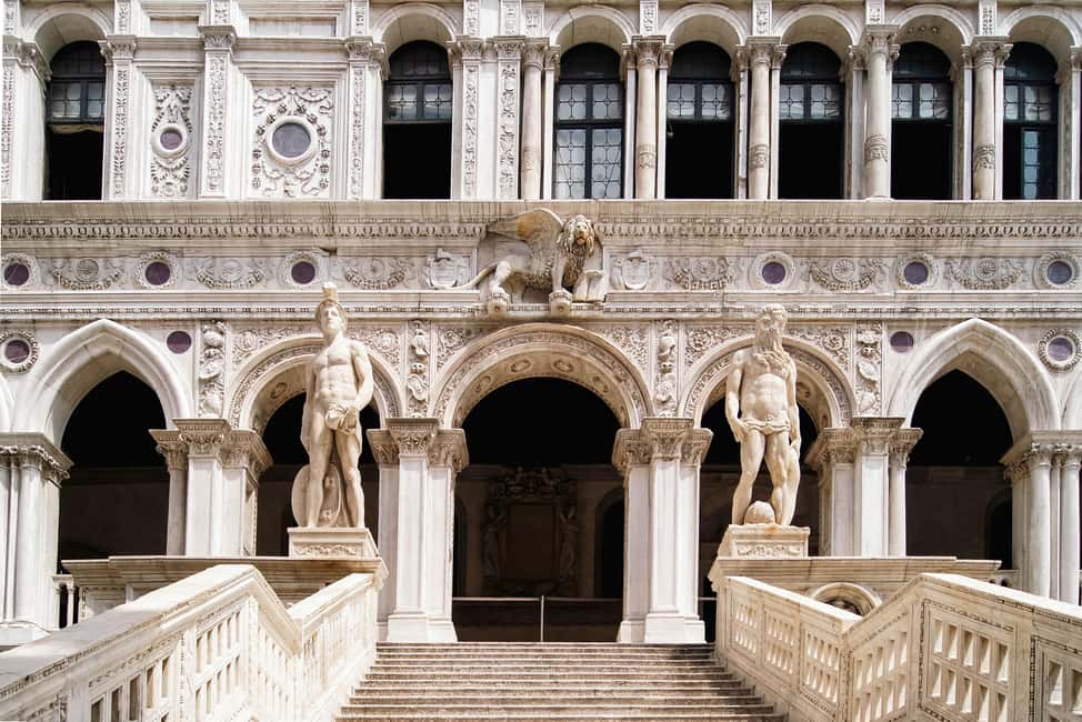 Doge's Palace, Bridge of Sighs & Prison Skip-the-Line Tour - Skip the Line Into Doge’s Palace: Why Fast-Track Matters