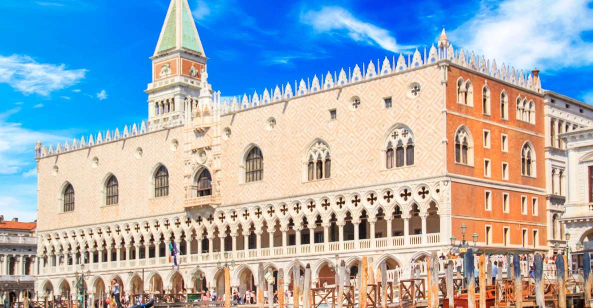 Doge's Palace Skip-the-Line Guided Tour - Meeting point at Calle larga de l’Ascension: find it early