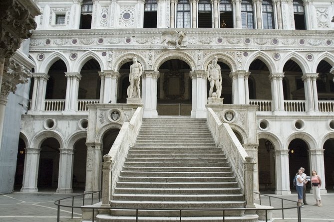 Doge's Palace & St. Mark's Basilica skip-the-line guided tour - St. Mark’s Basilica: guided museum time plus terrace views