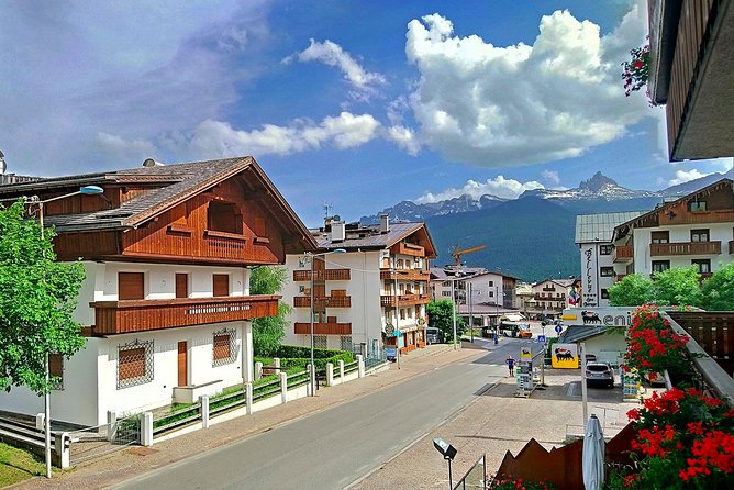 Dolomites Private Tour from Venice - The 8:00 am Meeting Point and the Venice Pickup Reality