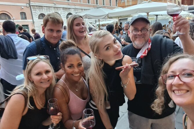 Eat, Drink and Repeat: Wine and Food Tasting Tour in Venice - Stops, pacing, and group size: what changes on different nights