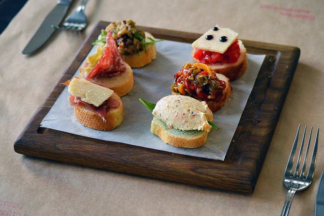 Eat Like a Local: Venice 3-Hour Small-Group Food Tasting Tour - Cured meats and cheese stop: more than a snack