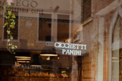Eat like a Local: Venice Cicchetti and Wine Tasting Evening Tour - Starting at Campo San Tomà: A Practical Launch Point