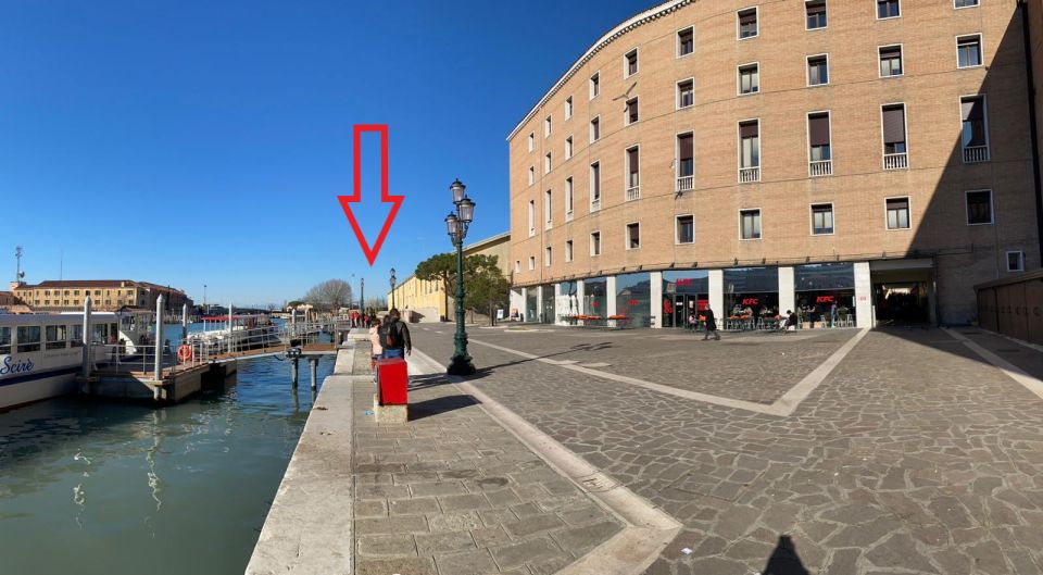 Evening Walking Tour with optional motorboat Ride - Jewish Ghetto on foot: the story behind a neighborhood