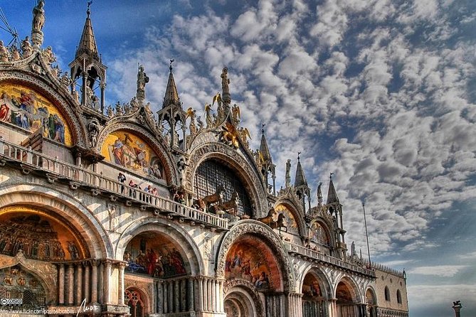 Explore Vivacious Venice: Self-Guided Audio Tour - Stop 1: Doge’s Palace for the museum atmosphere