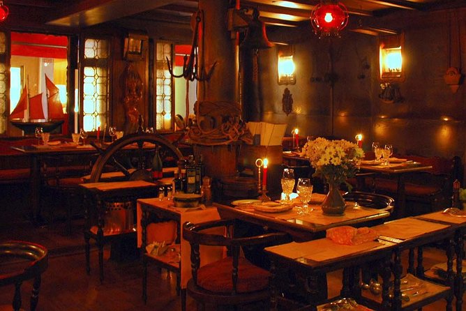 Four-Course Food & Wine Pairing Elegant Dinner in Venice - Who should book this dinner—and who should rethink it