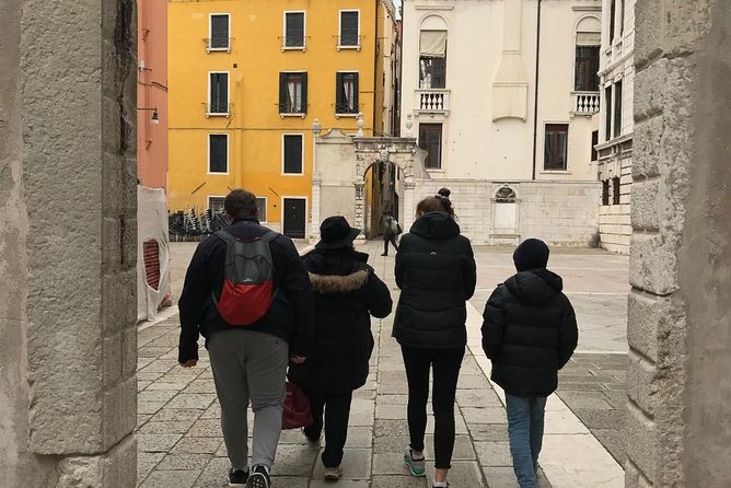 Friendinvenice Early Morning Venice Private Tour - Meeting at Rialto: Easy Access and a Clear End Point