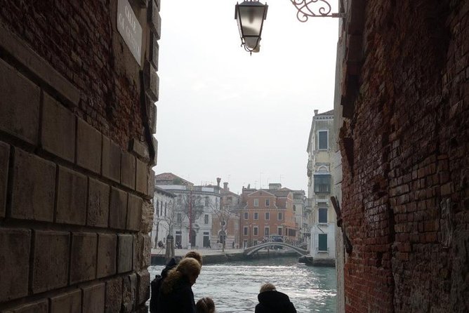 FriendInVenice: Experience the True Venice with a Private Tour - Starting at Venezia and finishing at Rialto Bridge: the route in real life