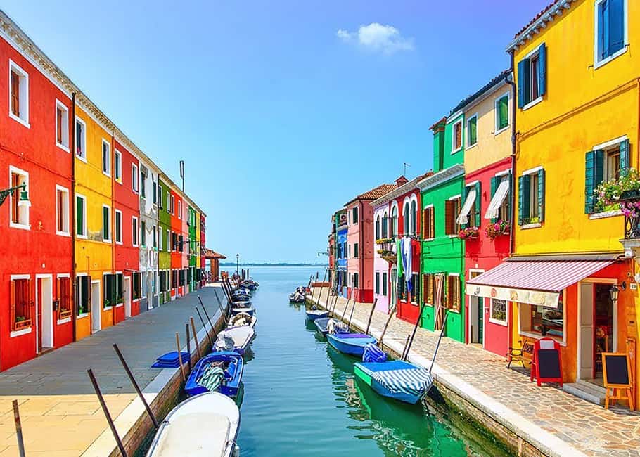 From Venezia: Murano, Burano, and Torcello Self-Guided Tour - The cake break: a small included taste that changes the mood