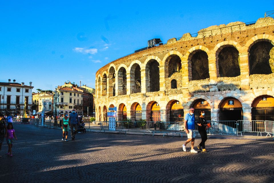 From Venice: Day Trip to Verona by Train with Guided Tour - Free Time in Verona: Use Your 2.5 Hours Like a Local