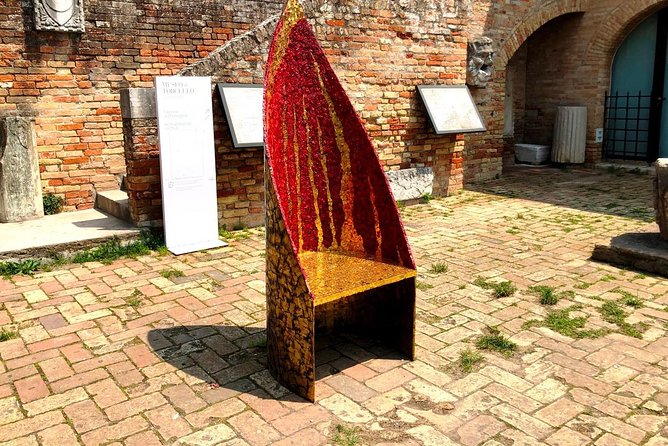 Full-day excursion to Murano, Burano and Torcello from Venice Train Station - Stop 2: Burano Color, Lace Culture, and 2 Hours to Choose Your Style