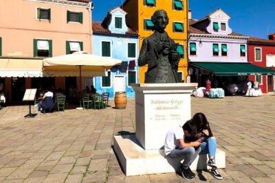 Full-day excursion to Murano, Burano and Torcello from Venice Train Station - Boat Ride Reality: When Transport Is Part of the Product