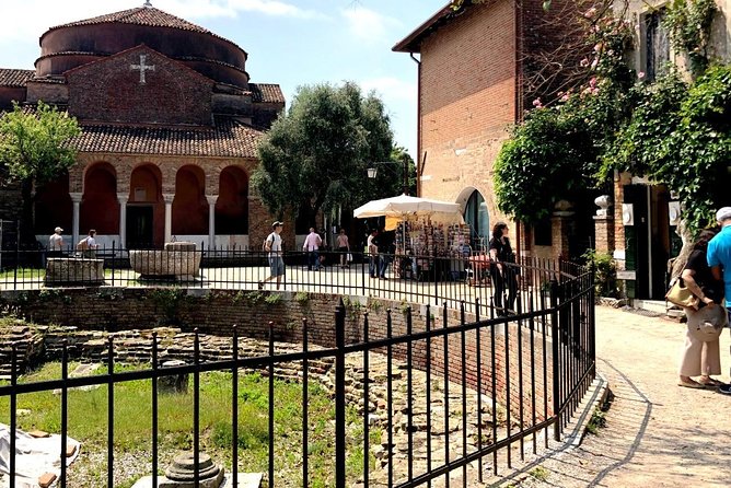 Full-day excursion to Murano, Burano and Torcello from Venice Train Station - How the On-Island Time Feels: Balanced for Many, Rushed for Some