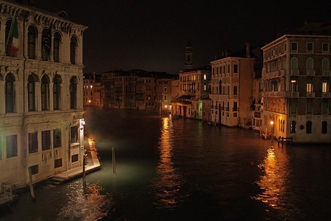 Ghosts of Venice - Discovering the Unknown - Mercerie S. Zulian and Campo della Fava: fashion streets with legend energy