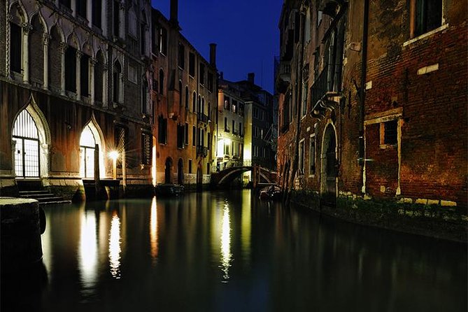 Ghosts of Venice - Discovering the Unknown - Price and value: what $32.44 buys in Venice