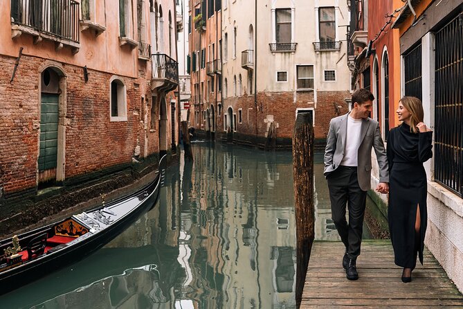 Glam photoshoot in hidden Venice! (up to 4) - Timing tips that make a difference in Venice photos