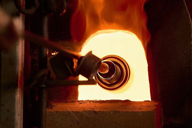 Glass Blowing Demonstration : pickup by wood boat Taxi + local guide - Murano glass, made in front of you