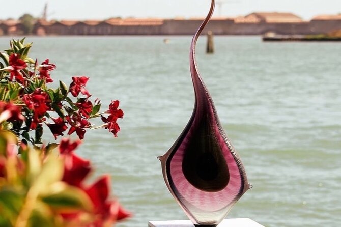 Glass Blowing Demonstration : pickup by wood boat Taxi + local guide - Price and value: $42.23 for private craft access