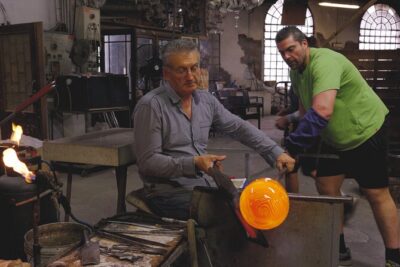 Glass Blowing Experience with Glass Master - Your turn at the furnace: what you actually get to do