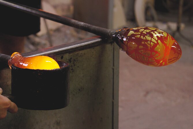 Glass Blowing Experience with Glass Master - Timing reality check: 2 hours on the booking, shorter moments in the action