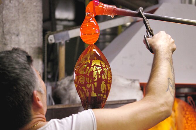 Glass Blowing Live Demo, Showroom visit and Artistic Glass gift! - The glassblowing demo: watch the craft, not just the finished product