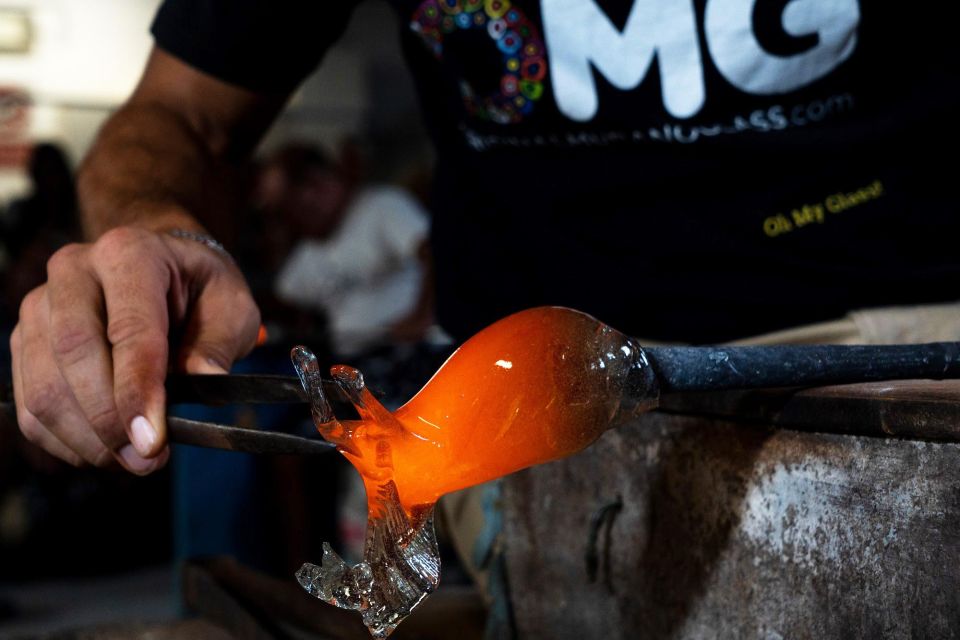 Glass Blowing Show Visit Murano Glass Factory & Showroom OMG - How to Reach Murano and Get Back (Without Stress)
