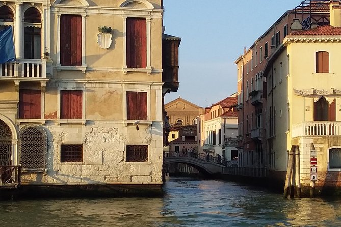 Grand Canal boat tour and Murano glass experience with Hotel pick up - Who this tour is for (and who should think twice)