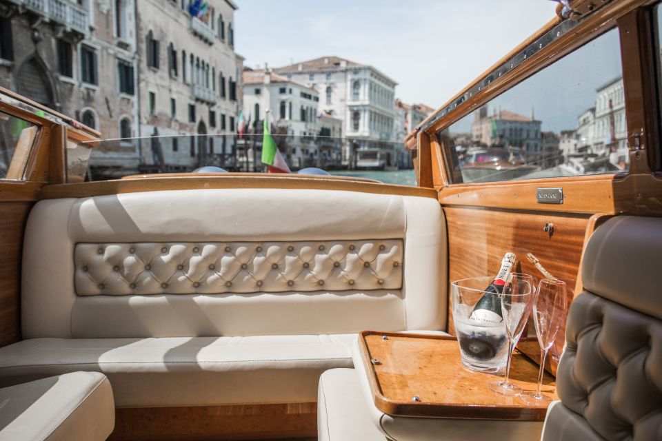 Grand Canal Boat Tour & Murano - What you’ll actually see: Grand Canal monuments through a guide’s lens
