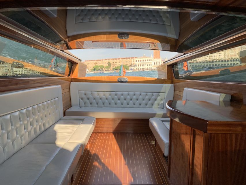Grand Canal Boat Tour & Murano - Price and value: what $530.74 buys you