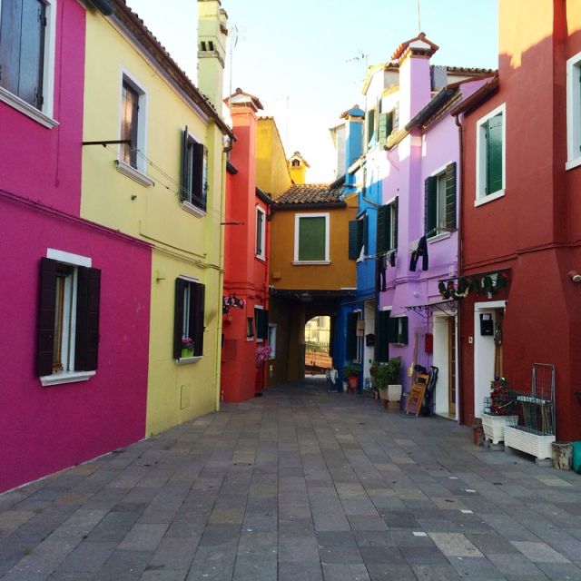 Guided Tour of Burano Island - Lace Museum Time: Antique Examples and Buying Smart